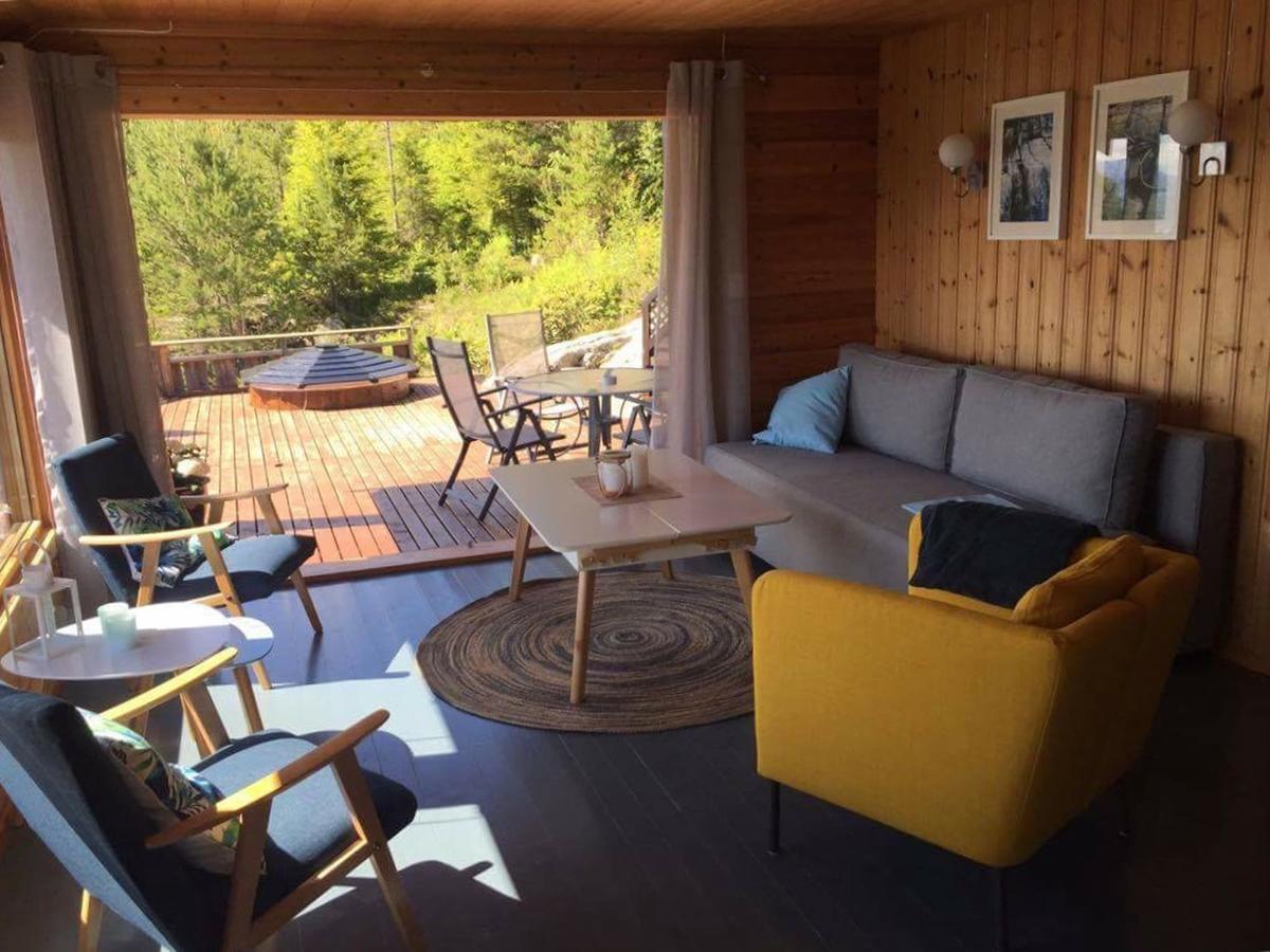 Villa Tustna Ladestasjon Hals Esterno foto